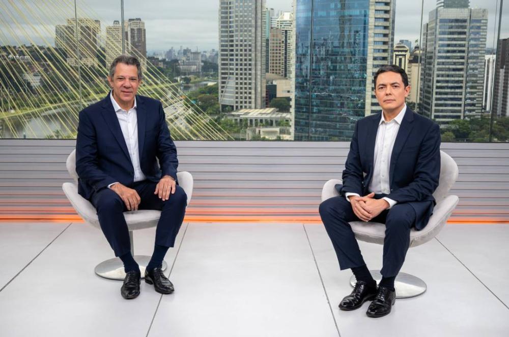 Fernando Haddad durante entrevista ao vivo no SP1, conduzida pelo jornalista Alan Severiano - Foto: Globo
