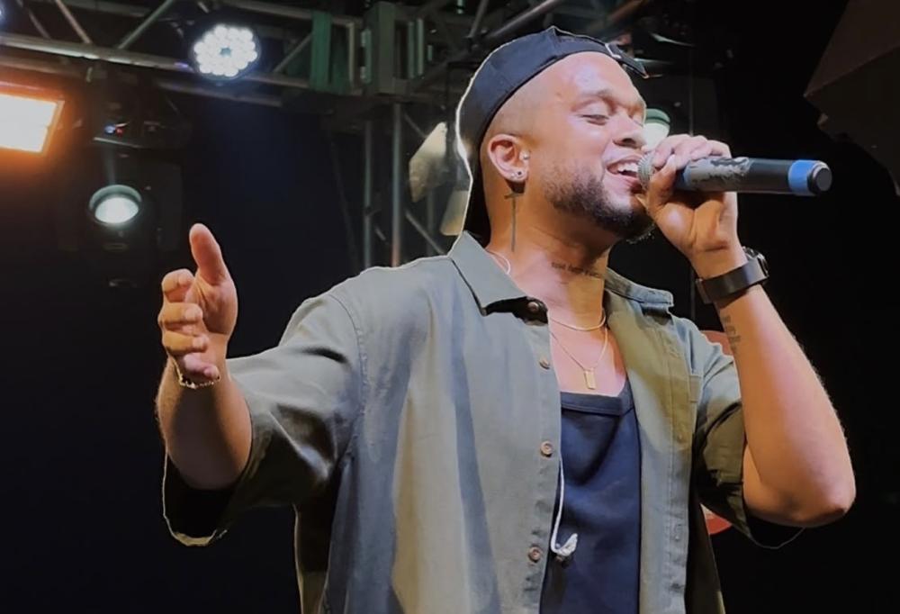 Ex-vocalista do Exaltasamba, Jeffinho amplia a carreira solo com agenda nacional, eventos próprios e o audiovisual DDQ2 - Foto: Divulgação 