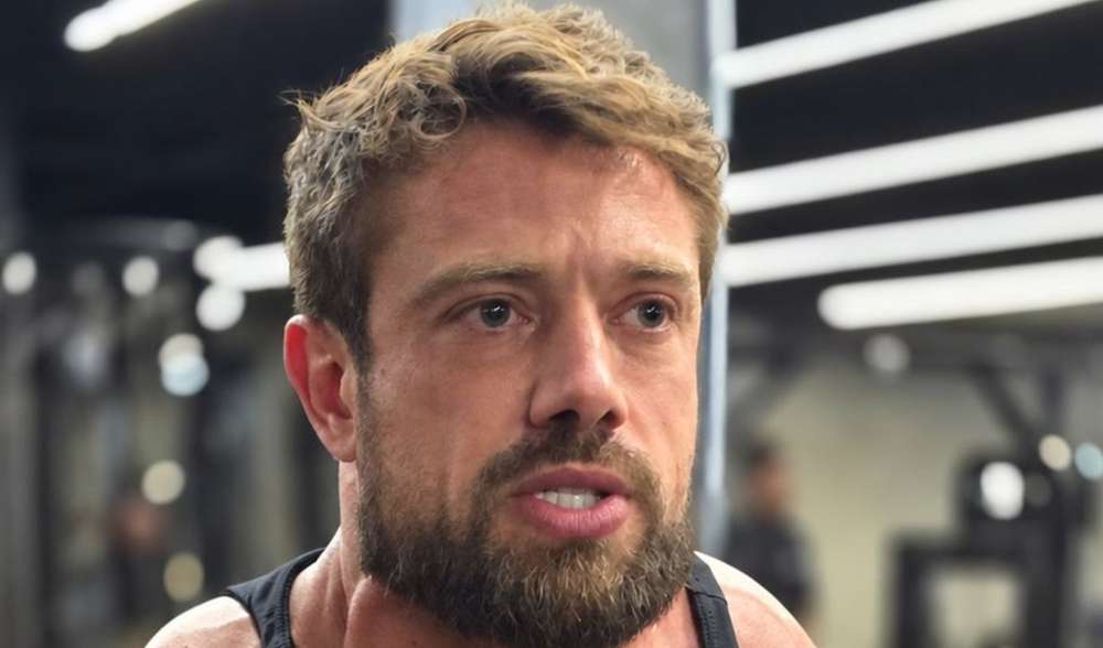 Rafael Cardoso celebra 143 dias de sobriedade após internação para tratar dependência química e alcoolismo e fala sobre a nova fase - Foto: Reprodução/Instagram @rafaelcardoso9